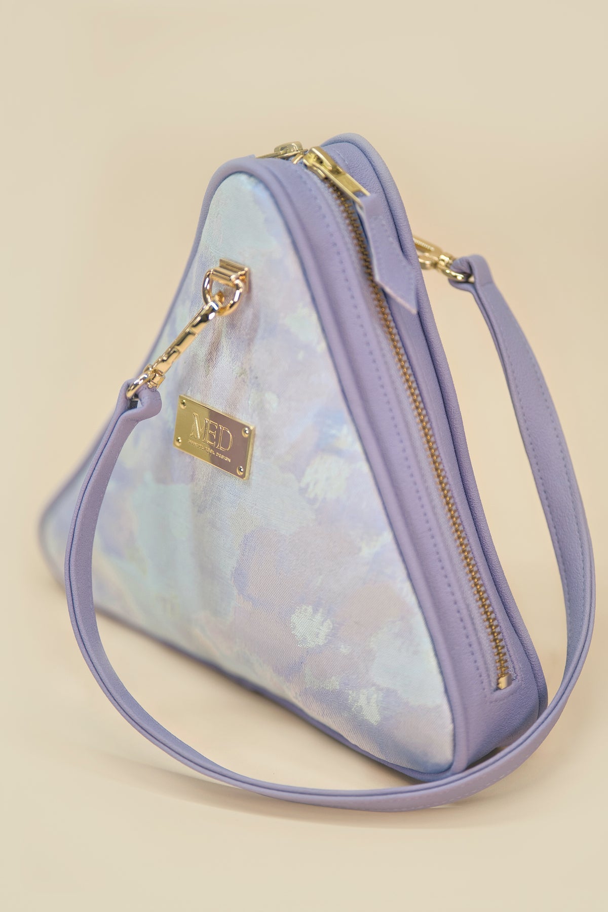 Dreieck Tasche "JARDIM" - lilac - Manuel Essl Design