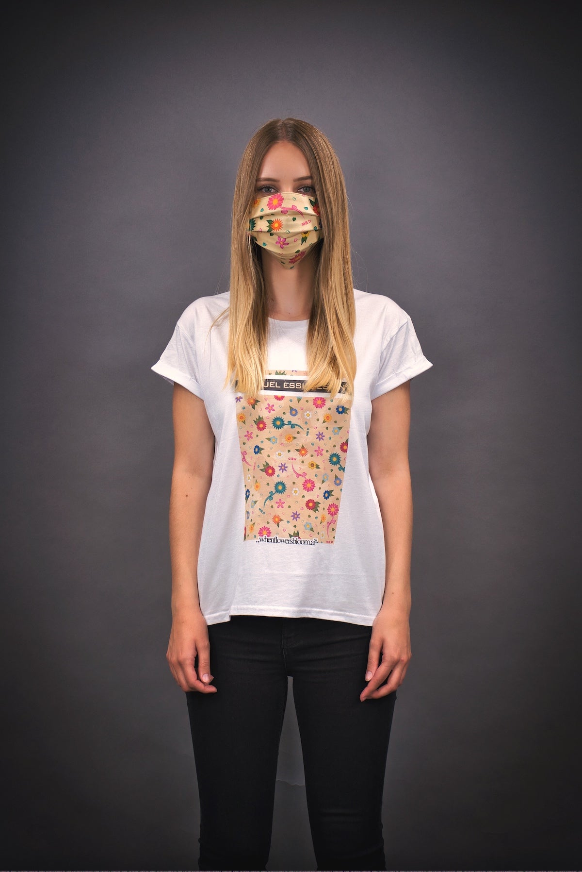 T-Shirt "FLOWERS PRINT" - white - Manuel Essl Design