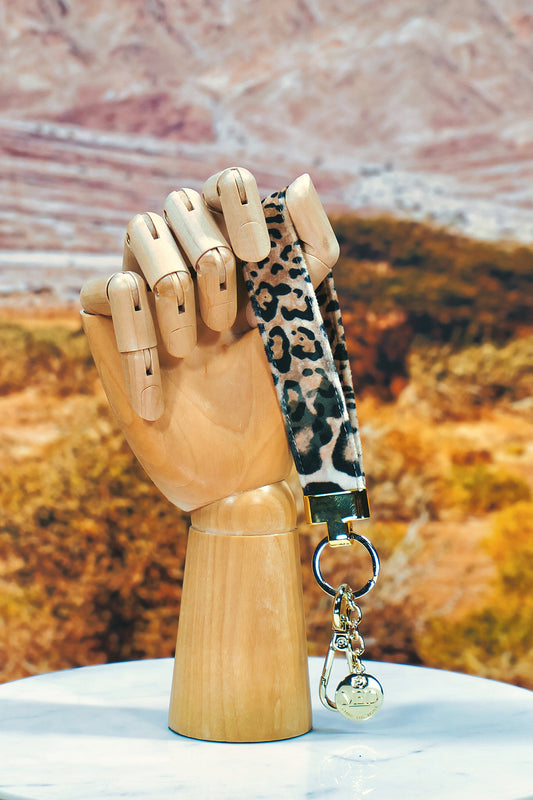 Handmade Key Chain "LEO" - Manuel Essl Design